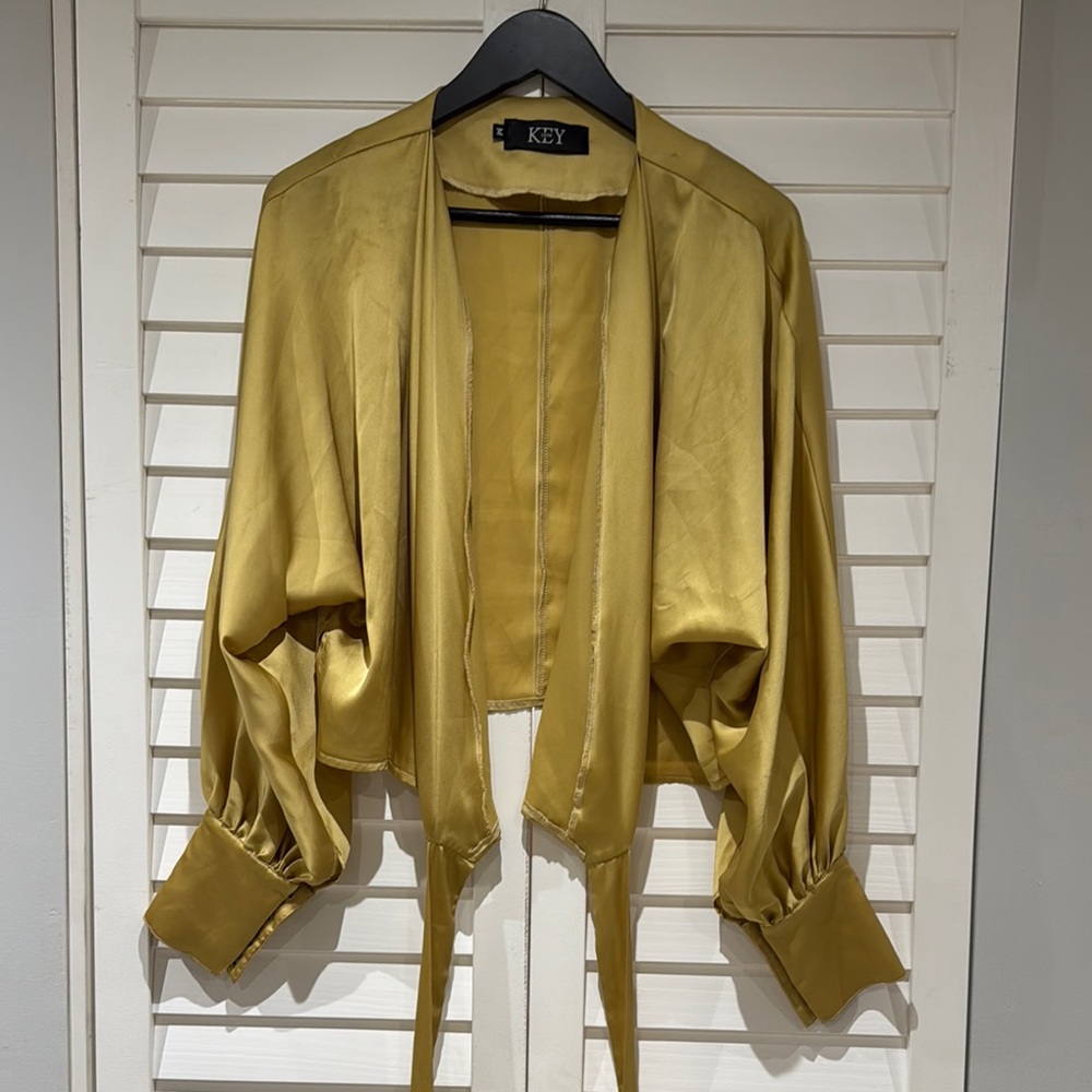 Urban outfitters long sleeves gold Blouse - Picture 9 of 9